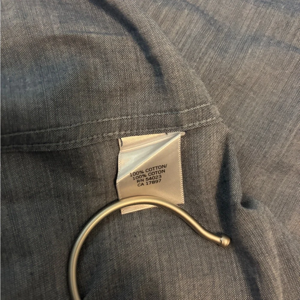 BANANA REPUBLIC | button up shirt large